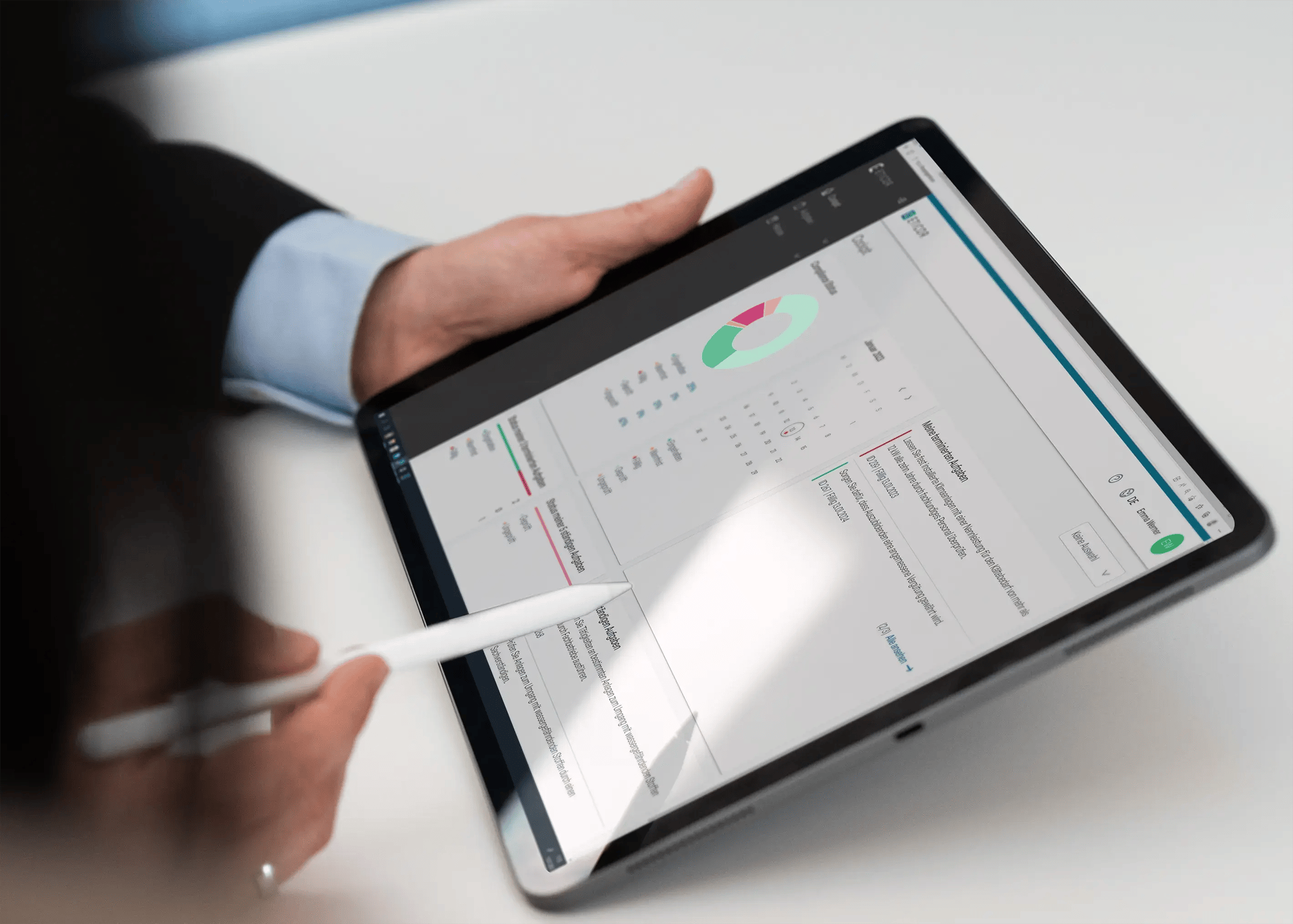 Tablet with the Eticor dashboard